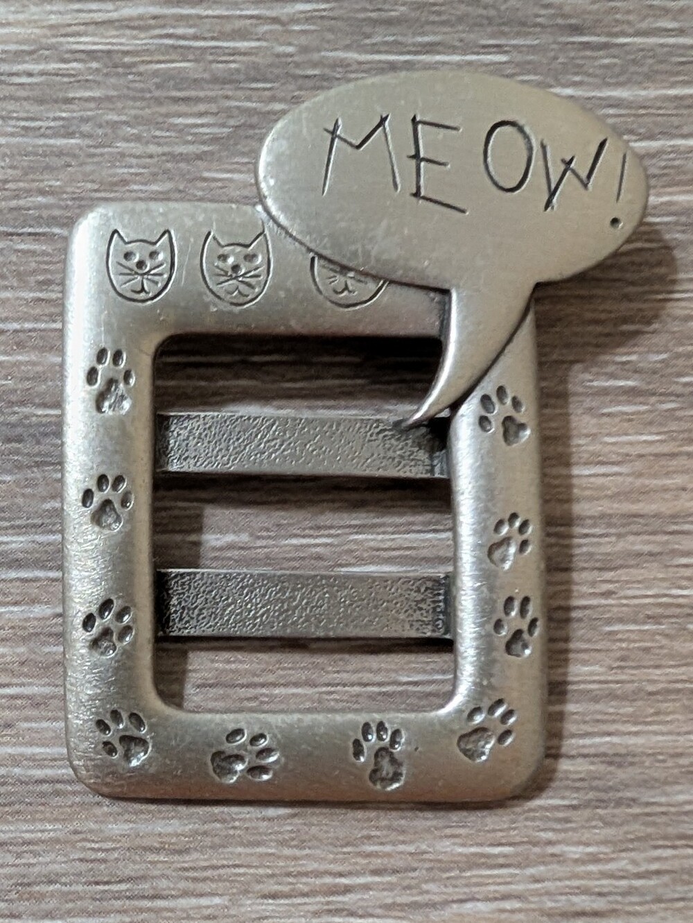 Vintage JJ Jonette Cat Picture Frame Brooch